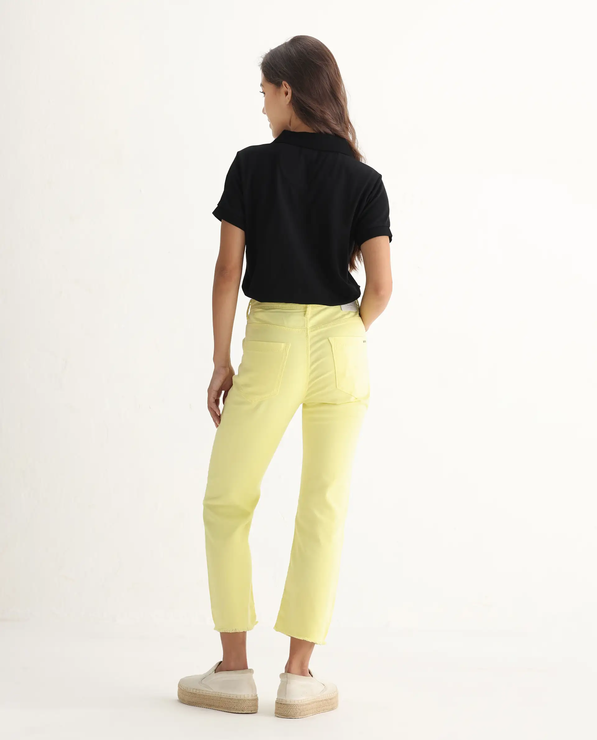 Rareism Women's Admiral Yellow Cotton Blend Plain Ankle Length Regular Fit Jeans - Image 6