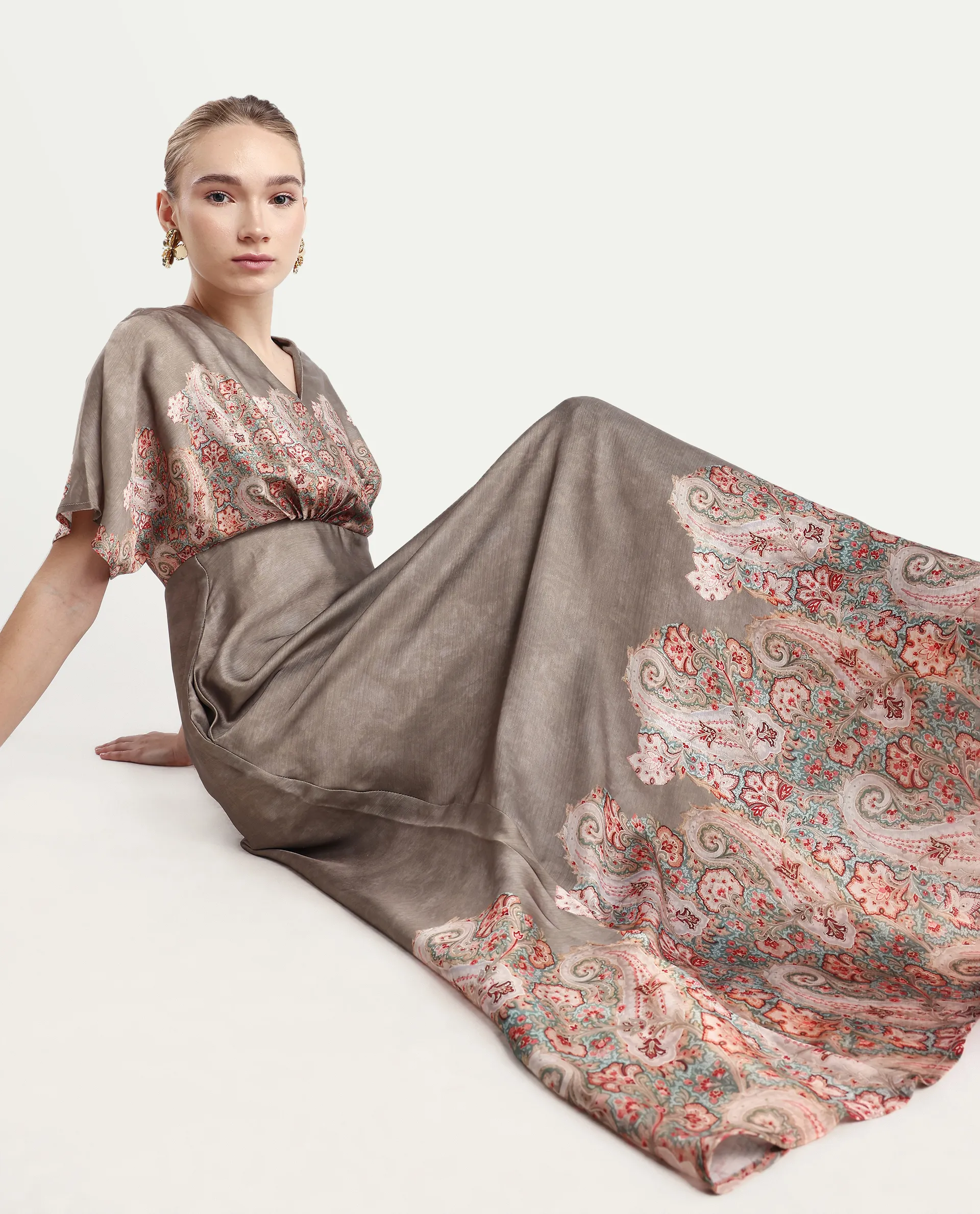 Rareism Women Avibit Olive V-Neck Zipper Flared Maxi Printed Dress - Image 5