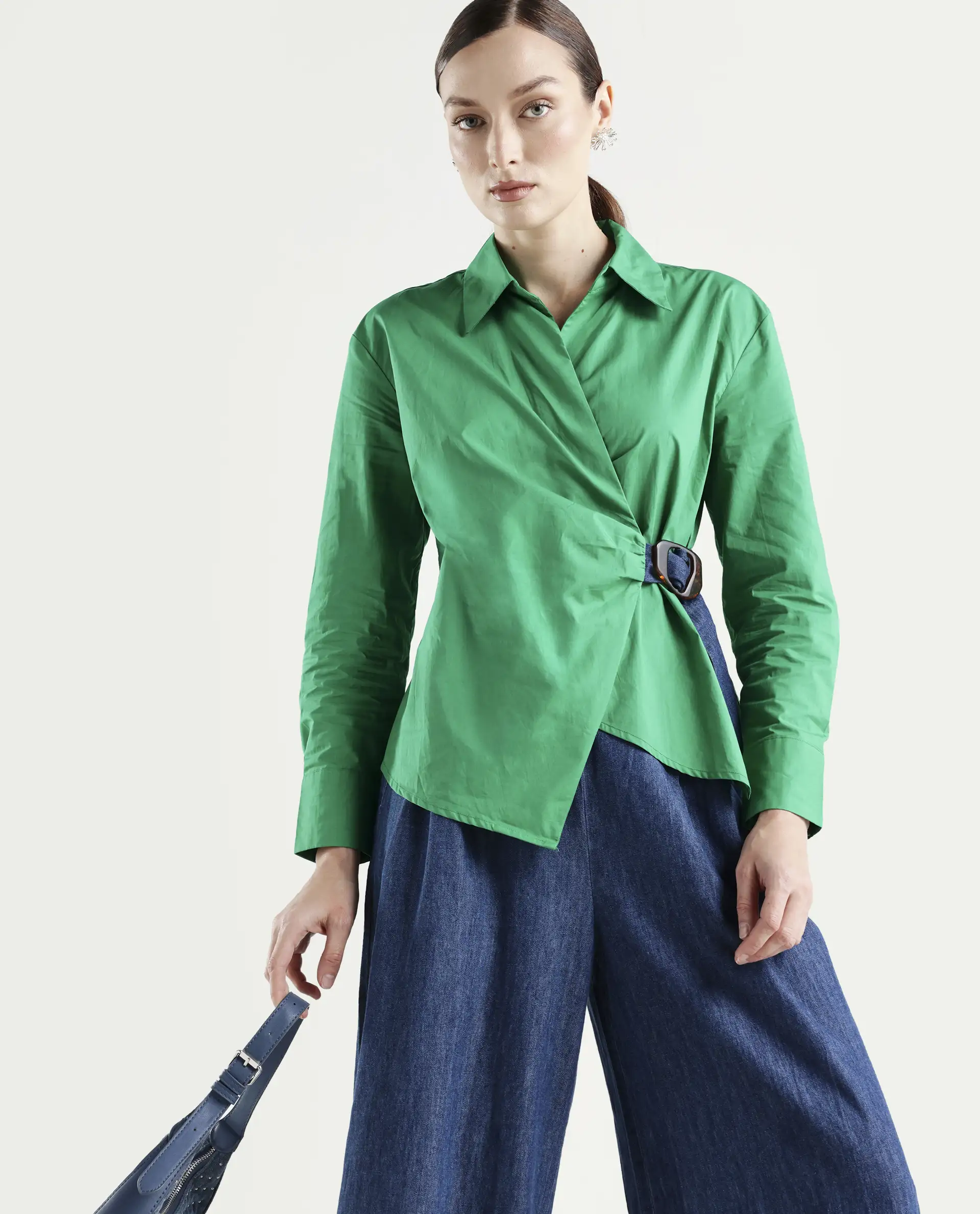 Rareism Women's Bhashio T Green Cotton Spread Collar Plain Cuffed Sleeve Relaxed Fit Shirt
