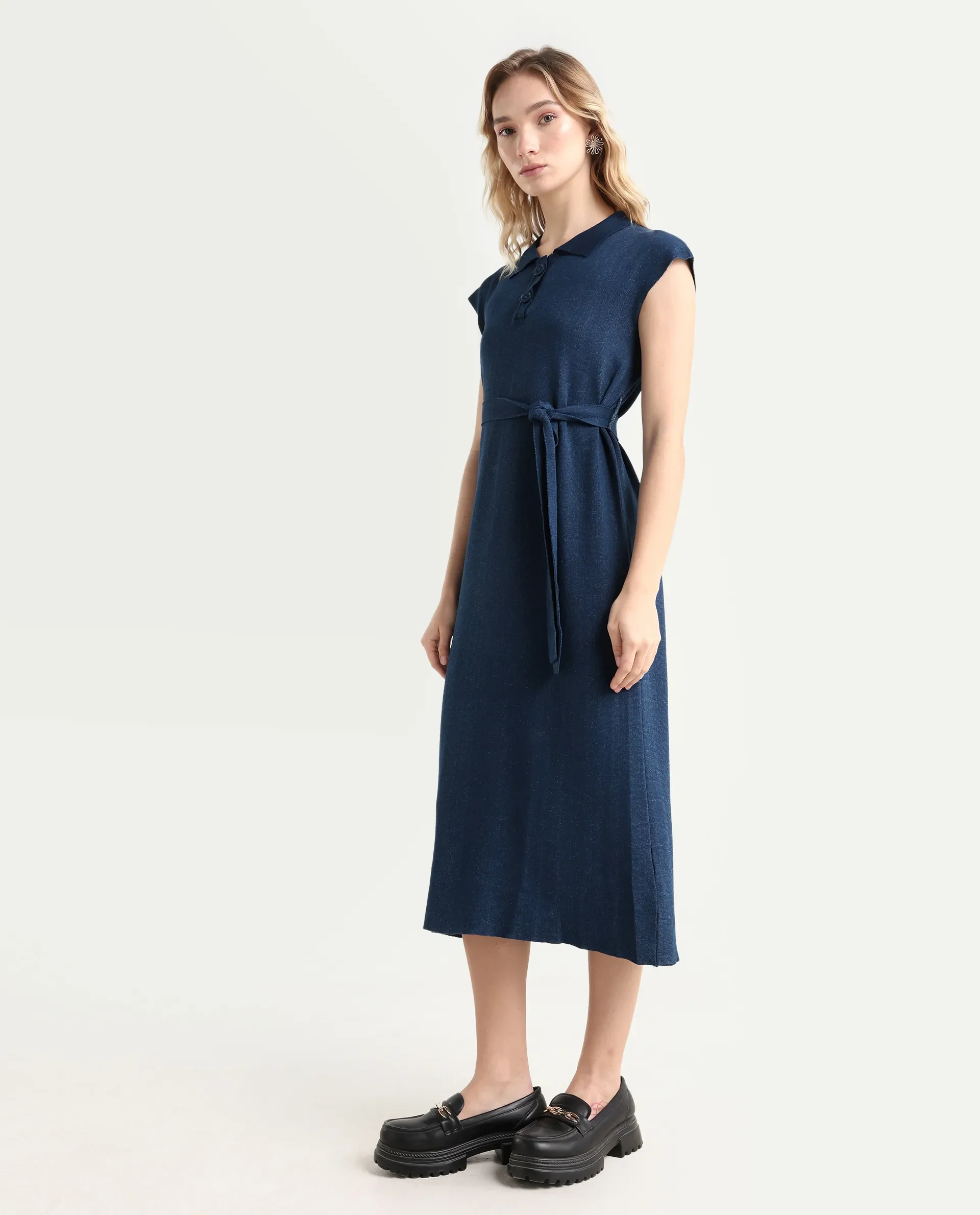 Rareism Women's Bhize Navy Viscose Blend Spread Collar Plain Extended Sleeves Midi Straight Fit Dress - Image 5