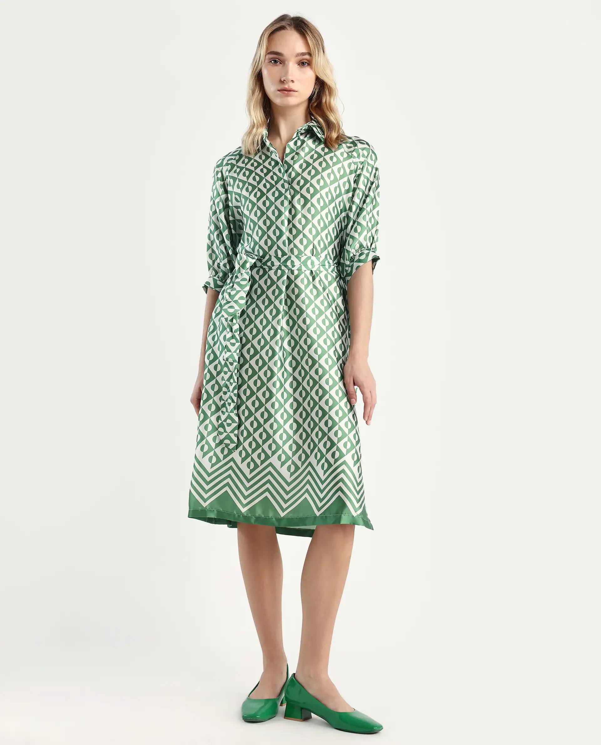 Rareism Women's Borrisa Green Cotton Blend Drop Collar Geometric Print Raglan Sleeve Midi Regular Fit Dress - Image 2