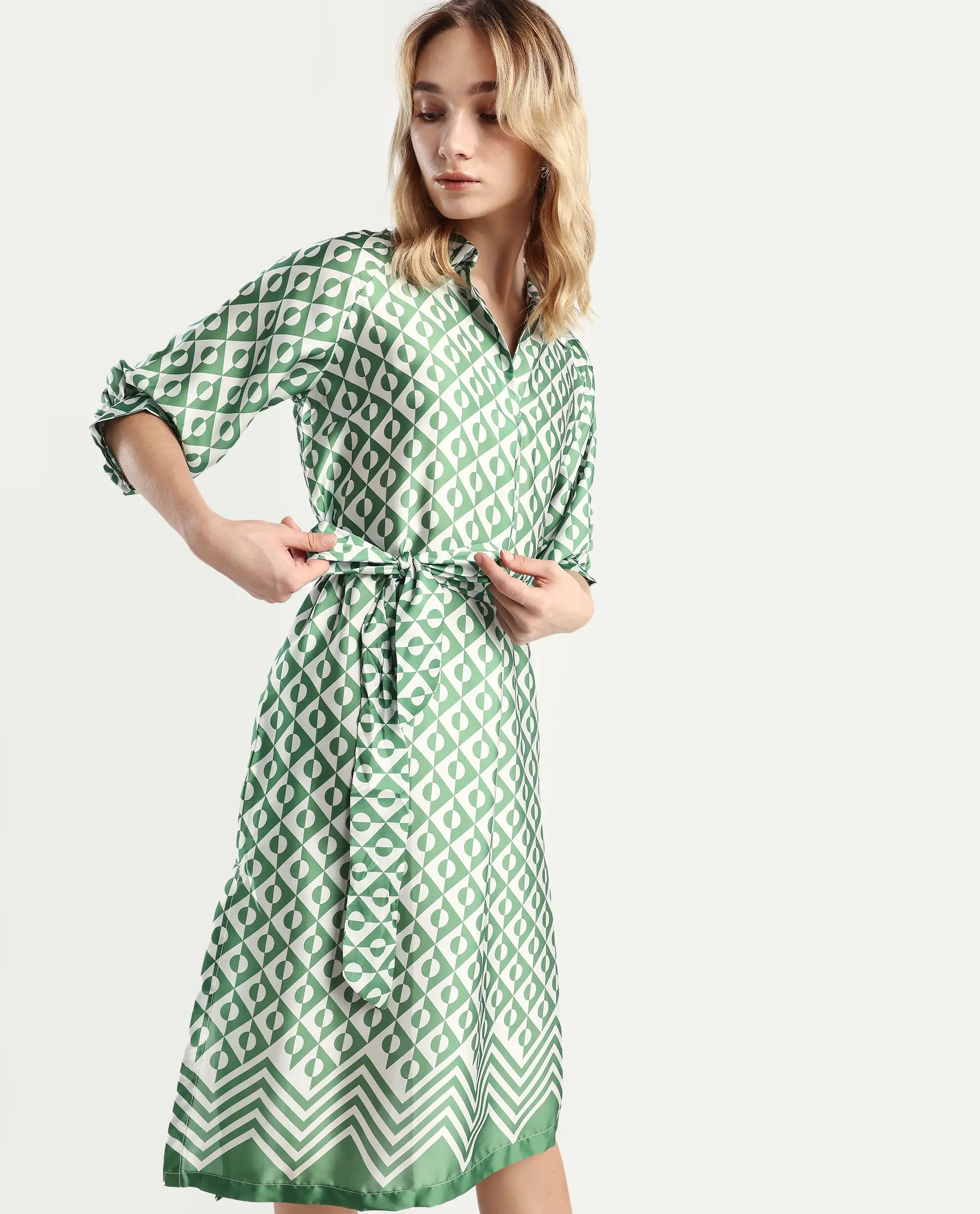 Rareism Women's Borrisa Green Cotton Blend Drop Collar Geometric Print Raglan Sleeve Midi Regular Fit Dress - Image 3