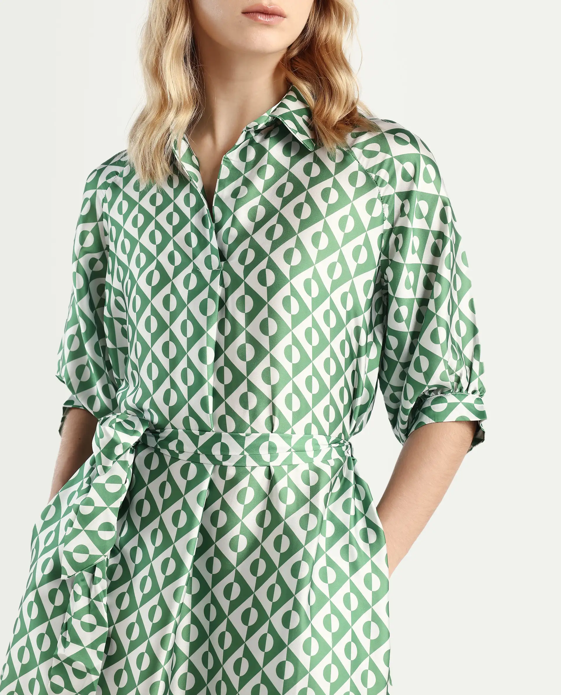 Rareism Women's Borrisa Green Cotton Blend Drop Collar Geometric Print Raglan Sleeve Midi Regular Fit Dress - Image 4
