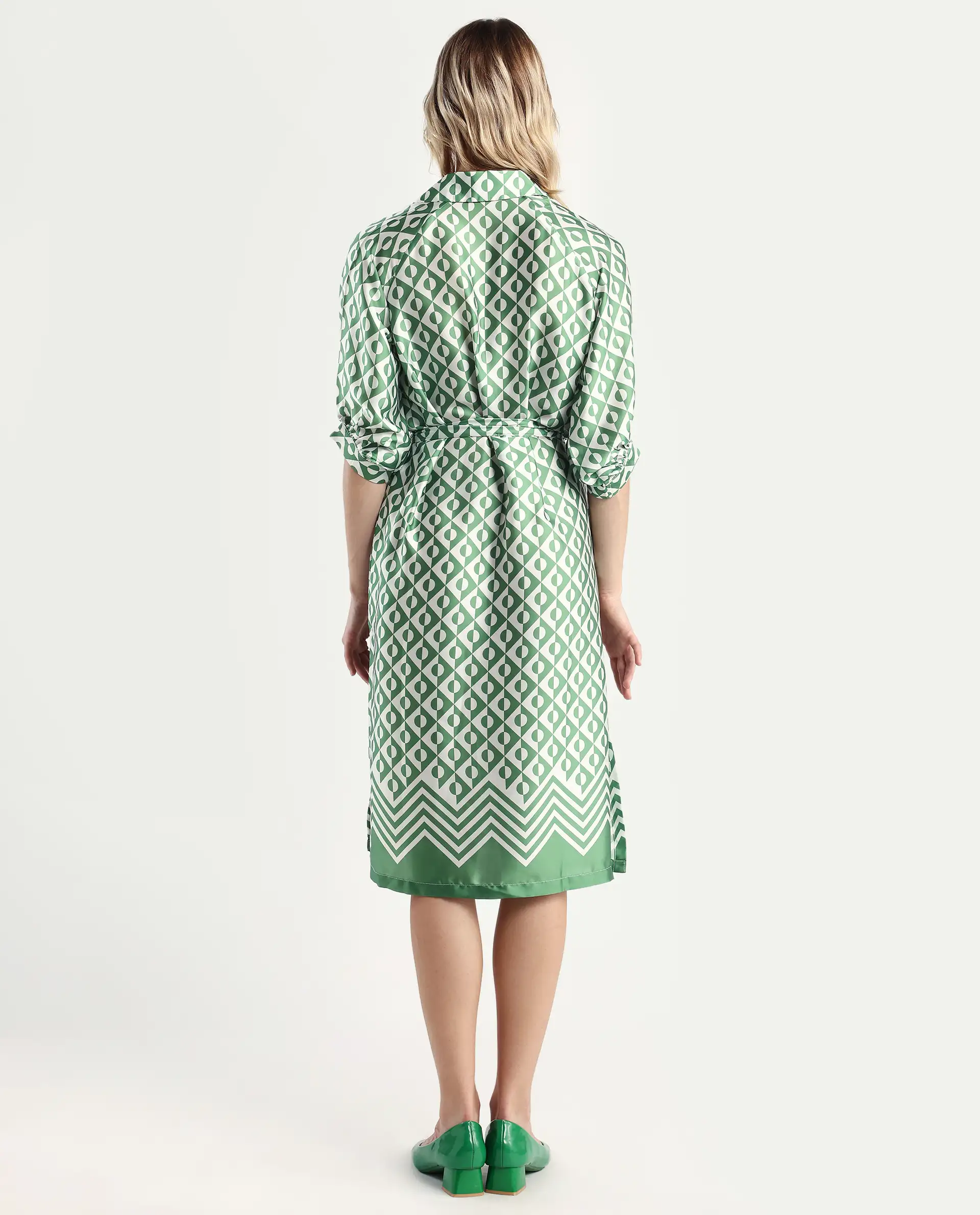 Rareism Women's Borrisa Green Cotton Blend Drop Collar Geometric Print Raglan Sleeve Midi Regular Fit Dress - Image 7