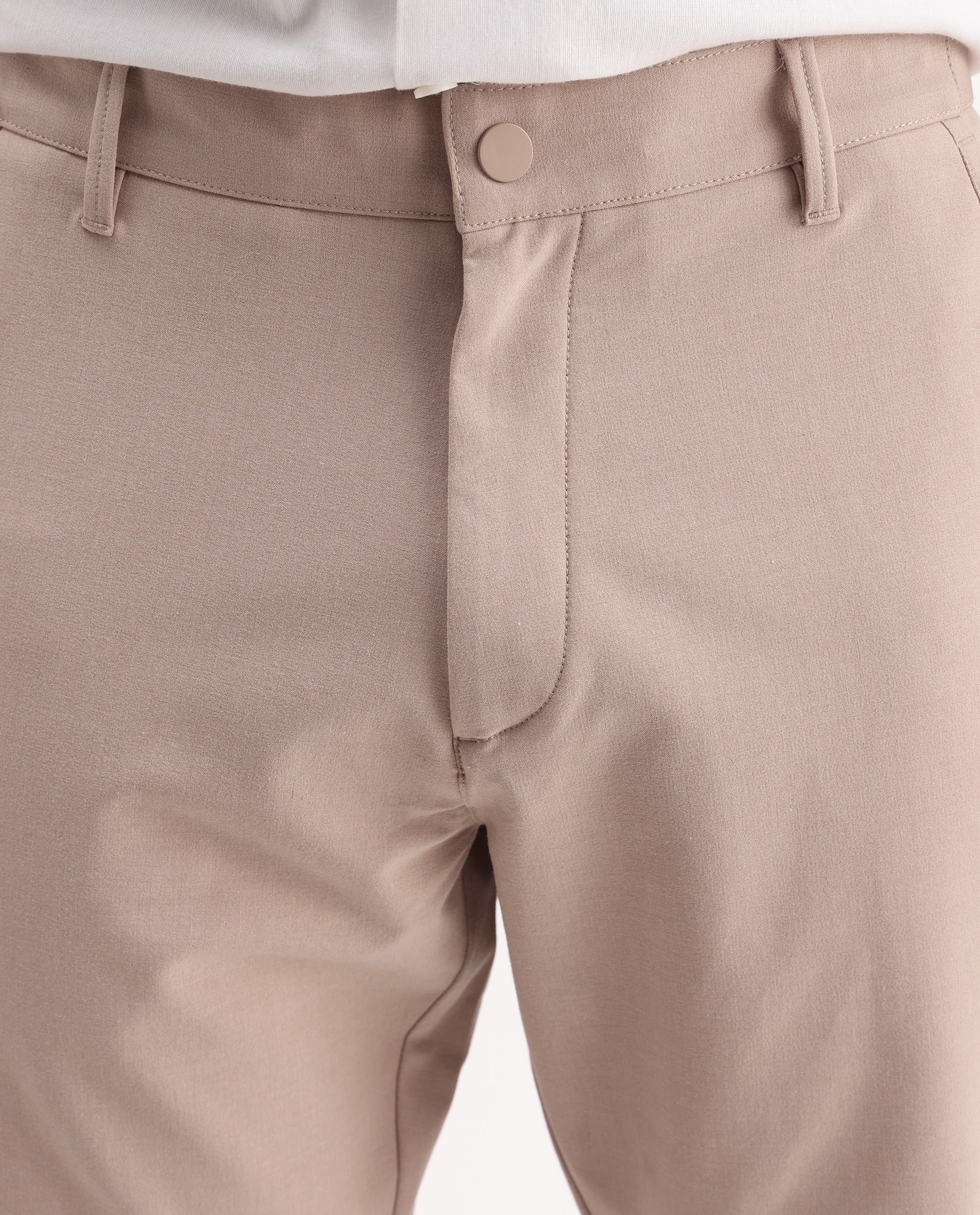 Rare Rabbit Men's Drivo Peach Cotton Blend Plain Regular Fit Shorts - Image 5