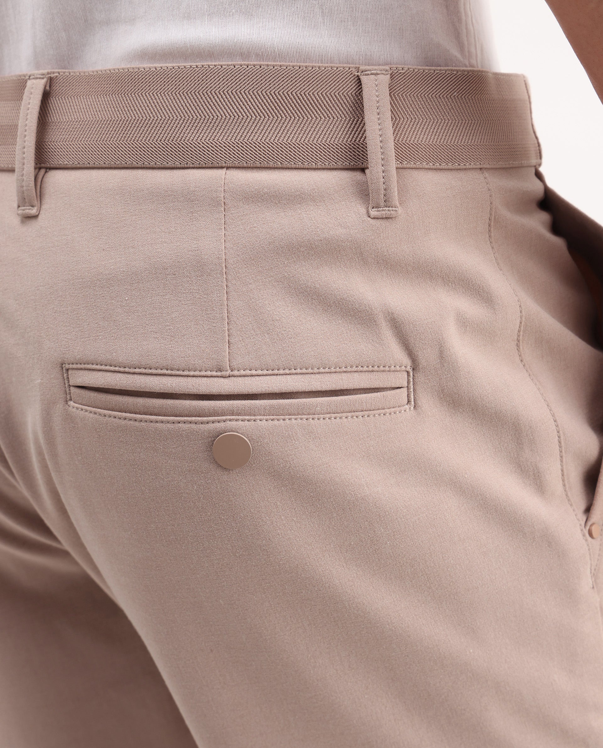 Rare Rabbit Men's Drivo Peach Cotton Blend Plain Regular Fit Shorts - Image 6