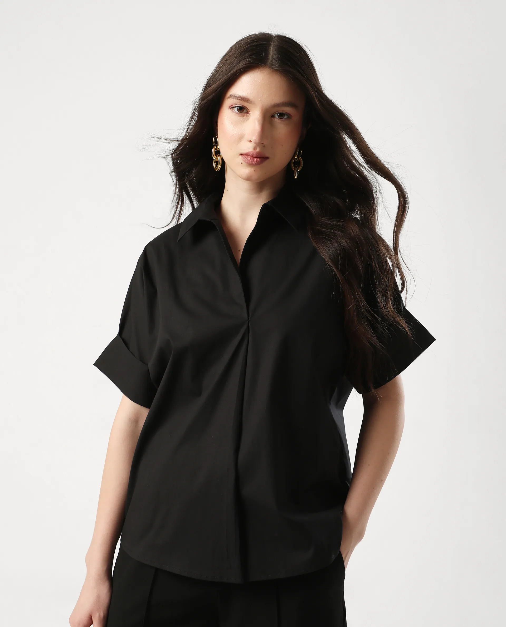 Rareism Women's Episo Black Cotton Blend Plain Extended Sleeves Boxy Fit Top