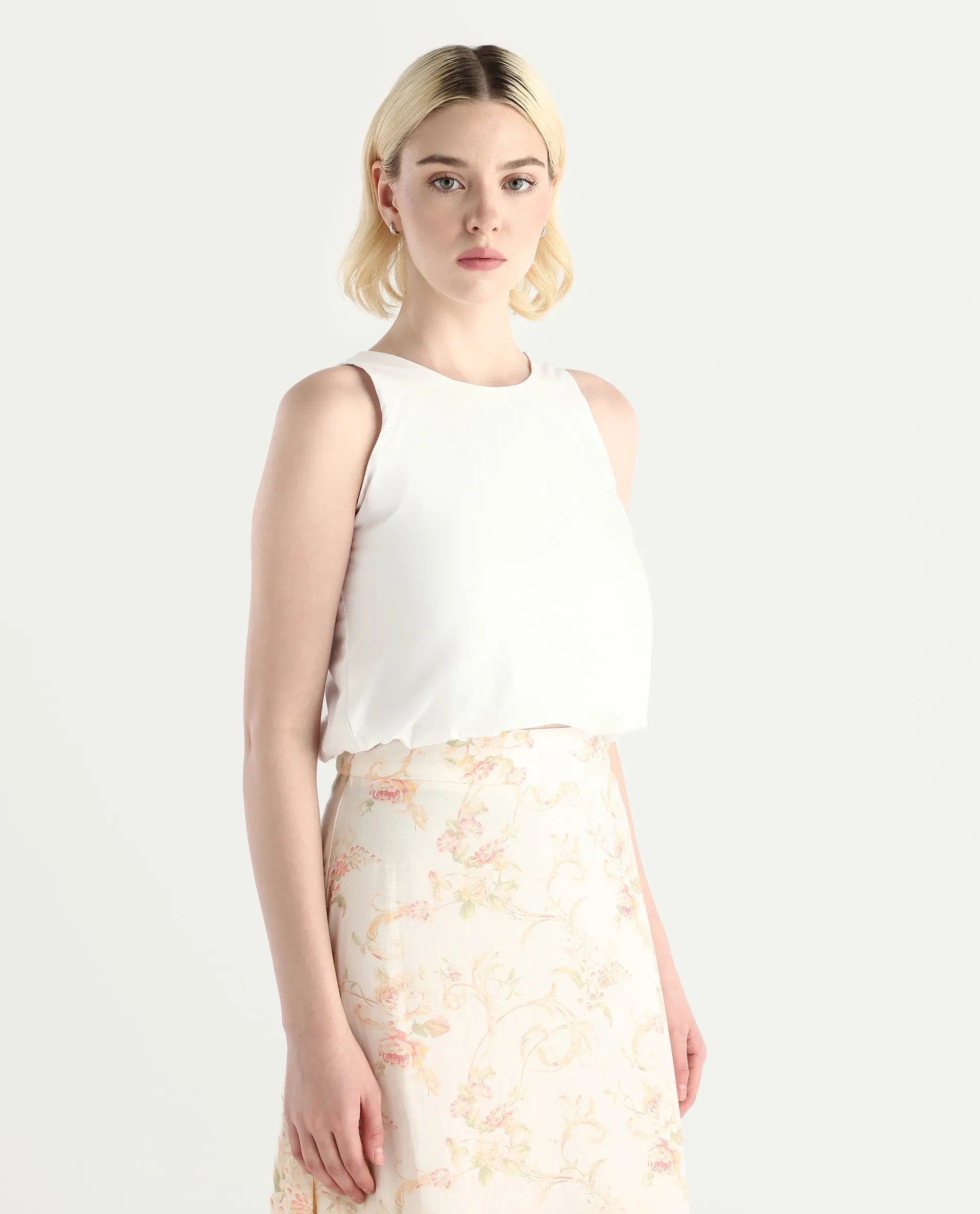 Rareism Women's Eptic White Cotton Blend Plain Sleeveless Crop Regular Fit Top - Image 5