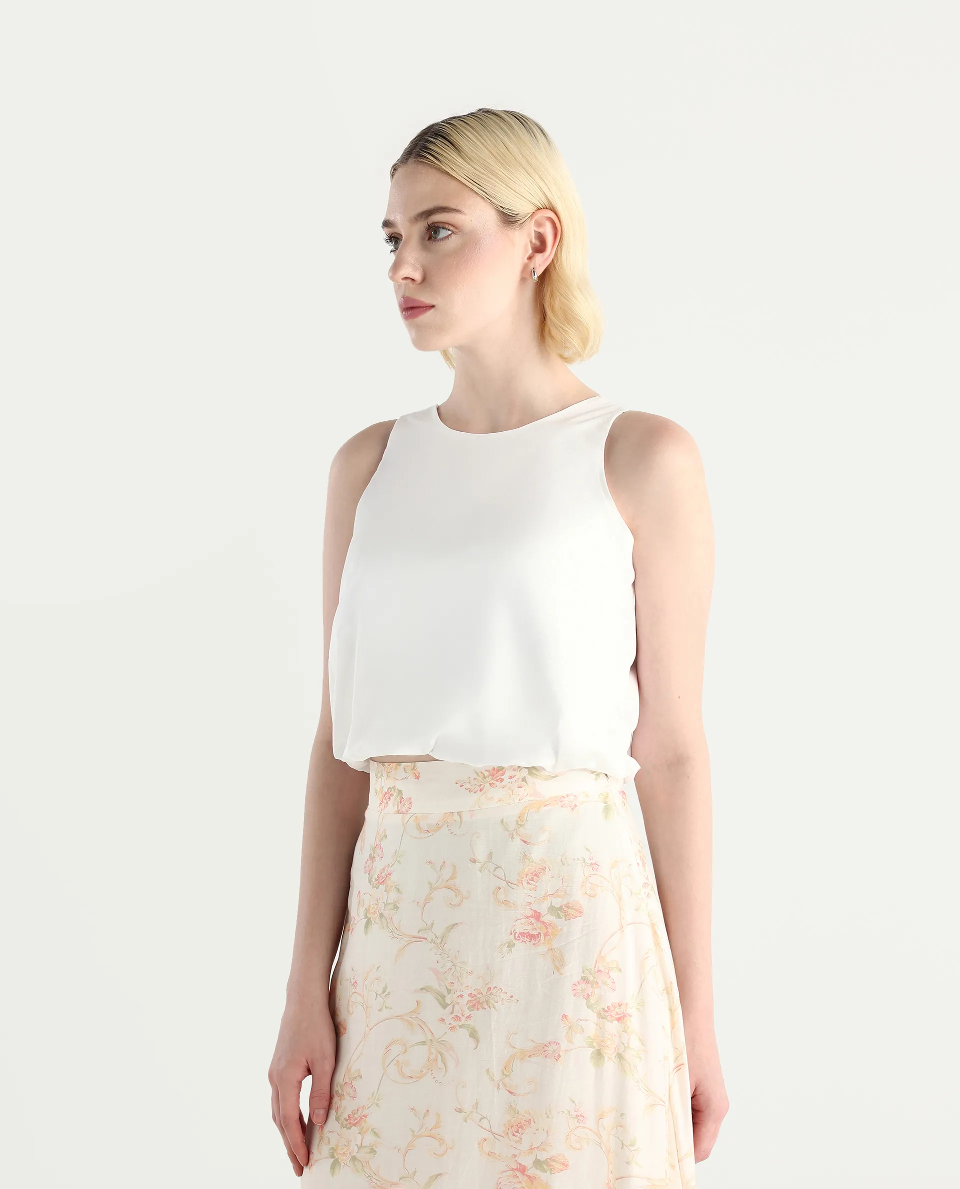 Rareism Women's Eptic White Cotton Blend Plain Sleeveless Crop Regular Fit Top - Image 6