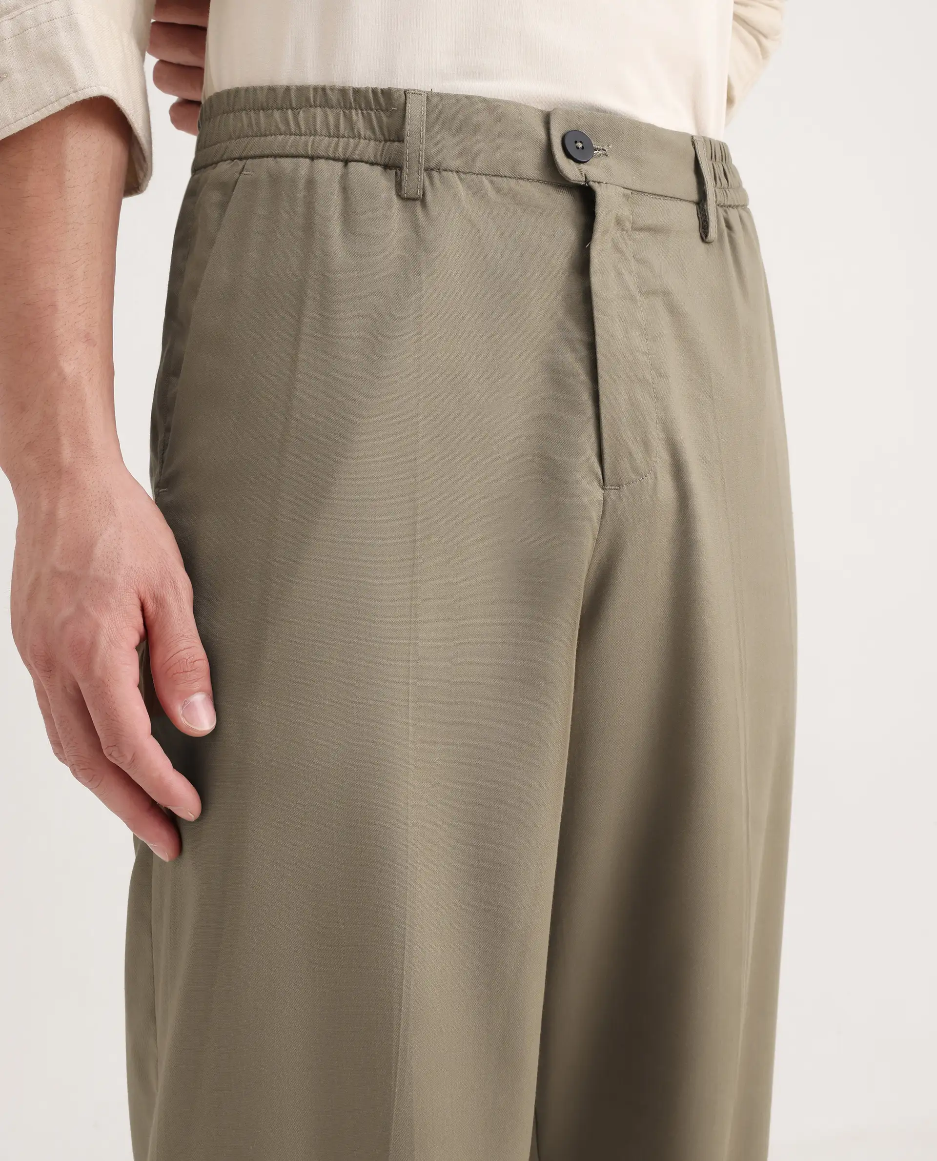 Rare Rabbit Men's Essot Khaki Cotton Blend Plain Baggy Fit Trouser - Image 4