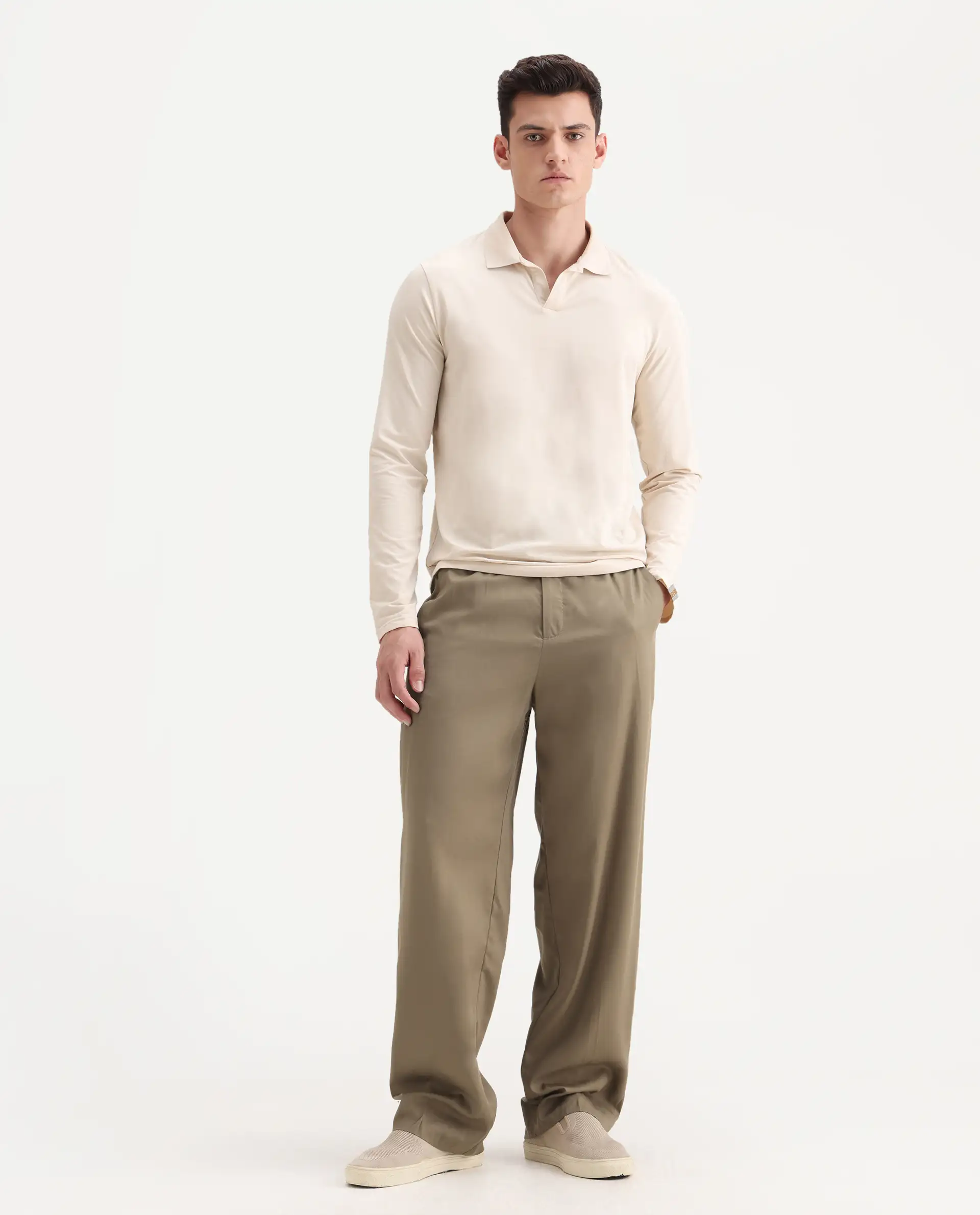 Rare Rabbit Men's Essot Khaki Cotton Blend Plain Baggy Fit Trouser - Image 7