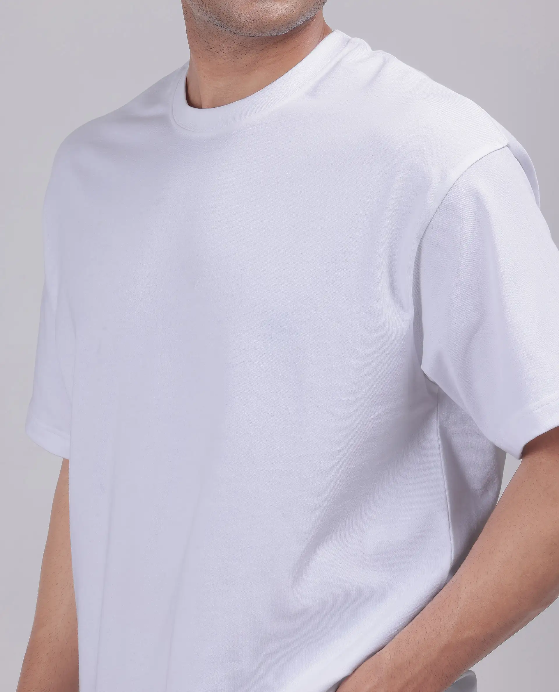 Rare Rabbit Men's Haf White Cotton Graphic Print Oversized Fit Half Sleeve Crew Neck T-Shirt - Image 3