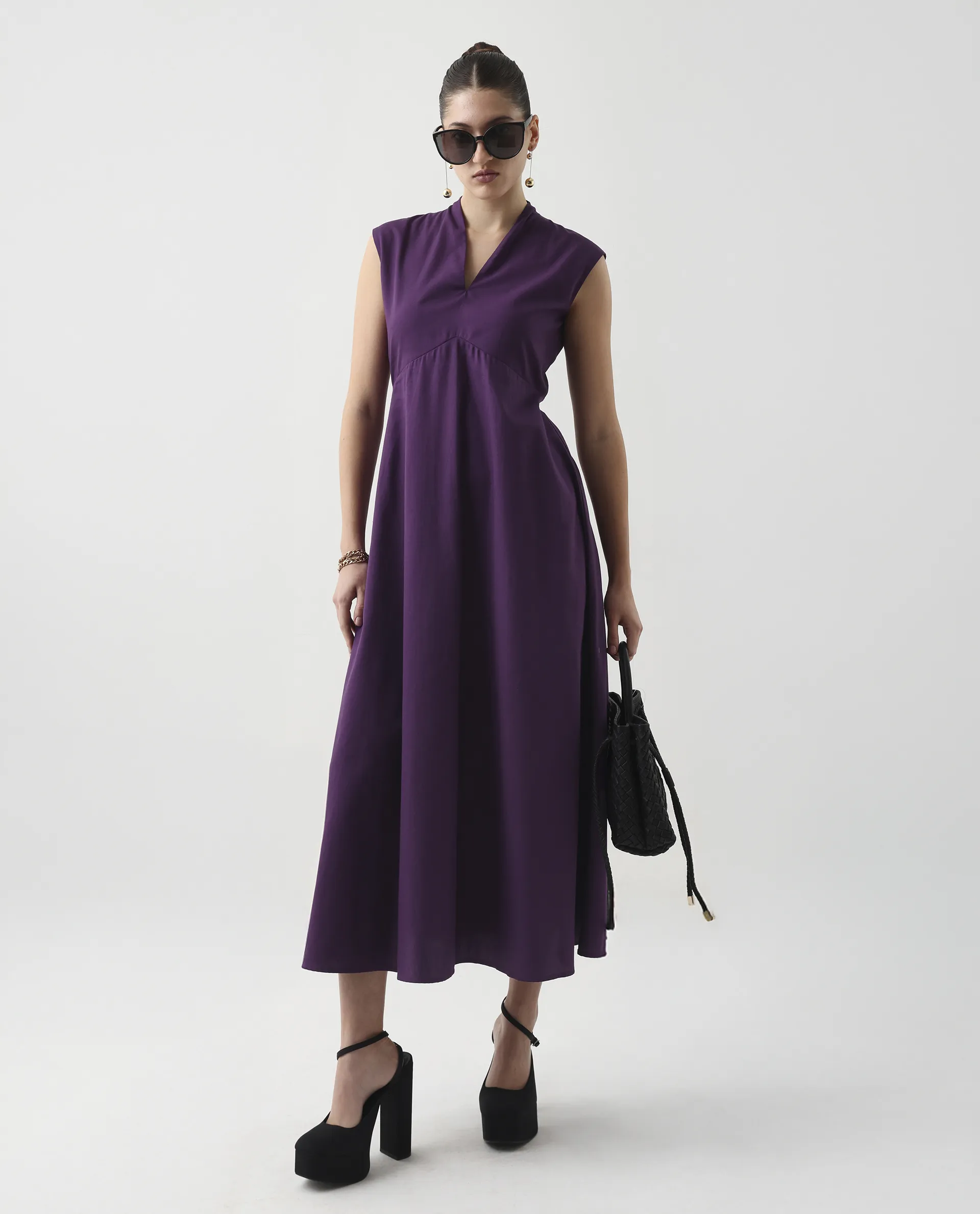 Rareism Women's Jenshi Purple Cotton Blend Sleeveless V-Neck Fit And Flare Fit Plain Dress