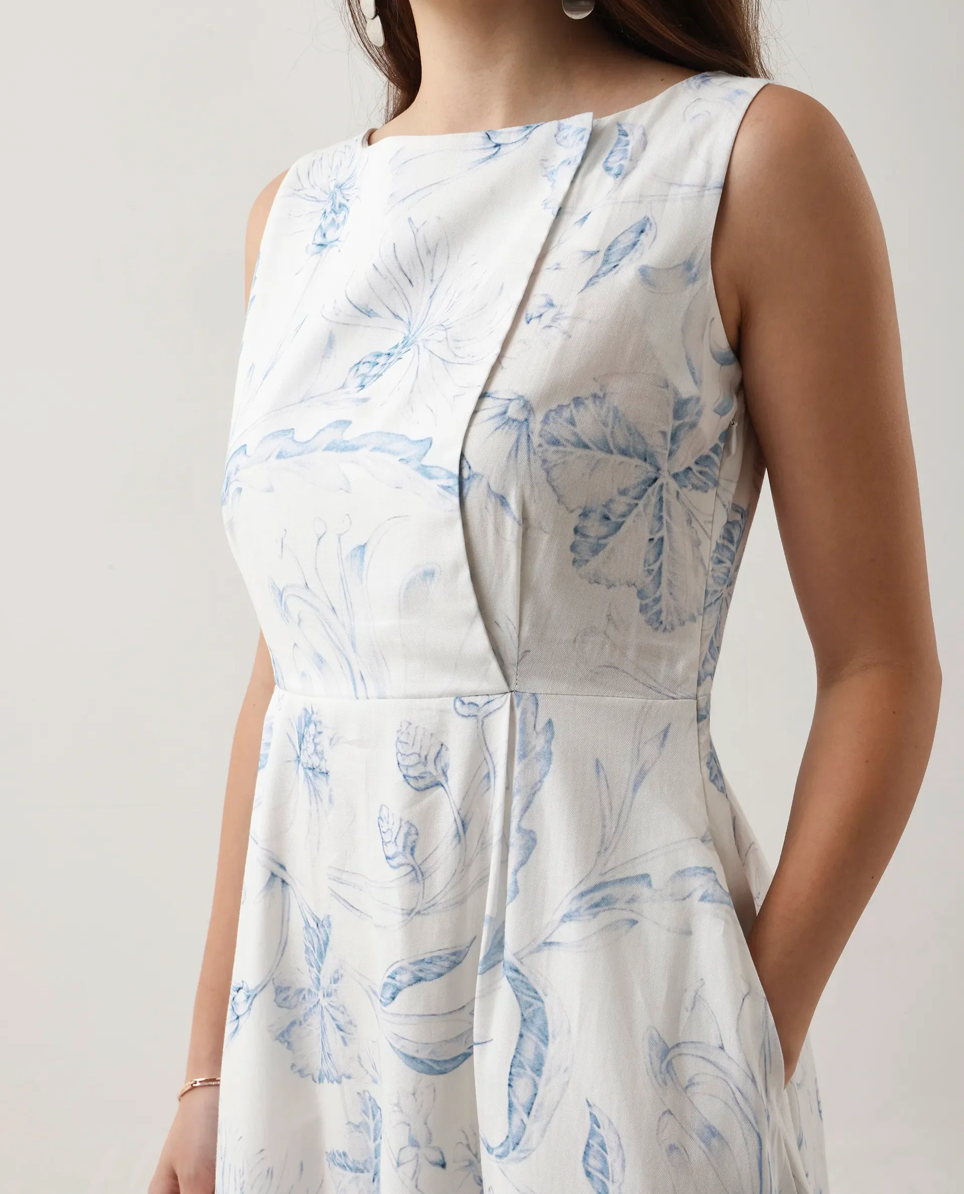 Rareism Women's Jensit Off White Cotton Blend Boat Neck Fit And Flare Printed Midi Dress - Image 4