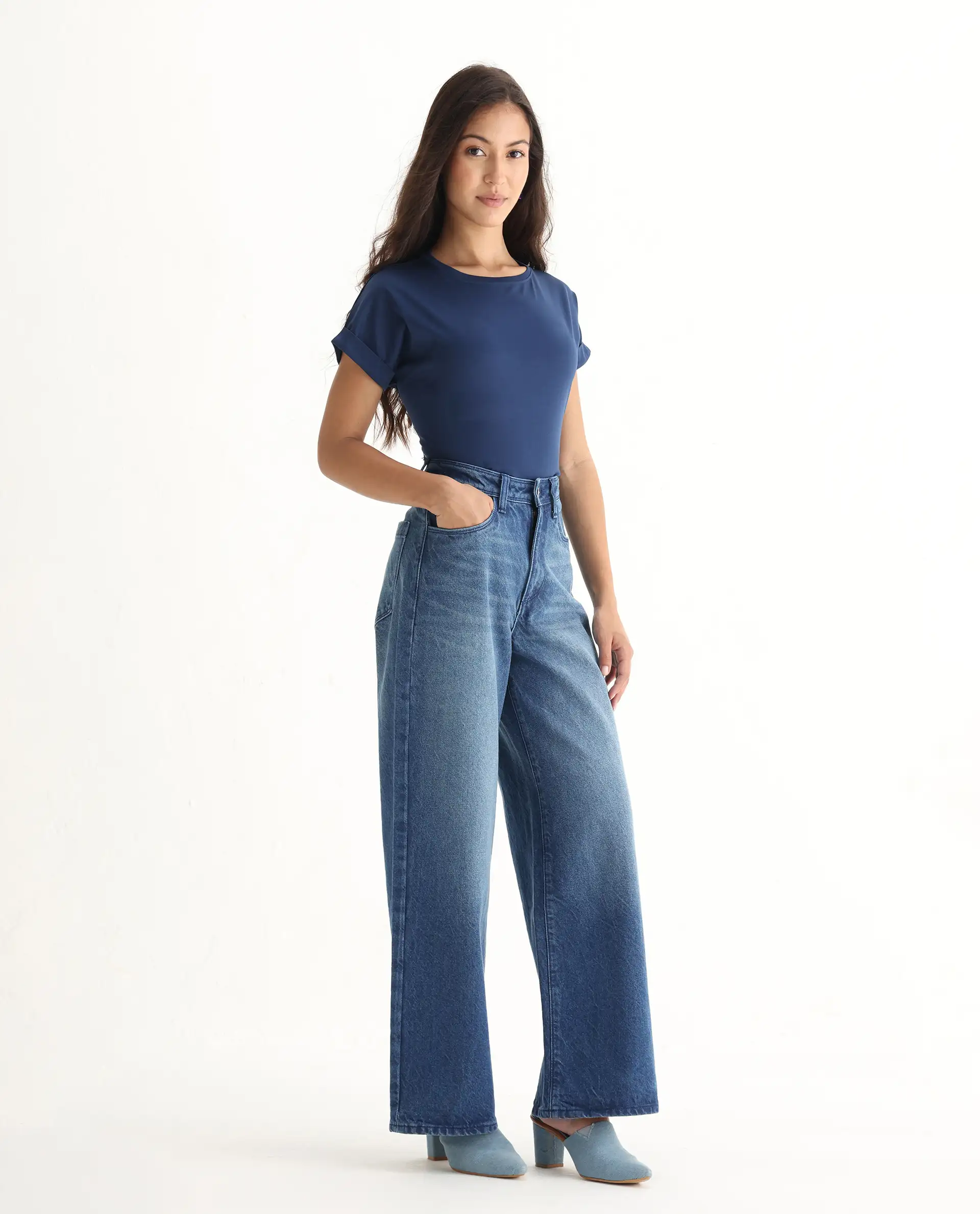 Rareism Women's Kikoi Blue Cotton Blend Plain Ankle Length Effortless Wide Jeans - Image 6