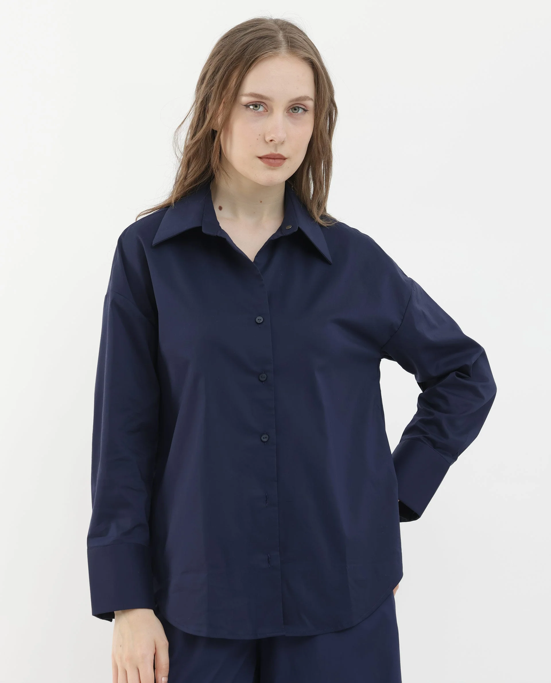 Rareism Women's Klox Navy Cotton Spread Collar Plain Cuffed Sleeve Regular Fit Shirt