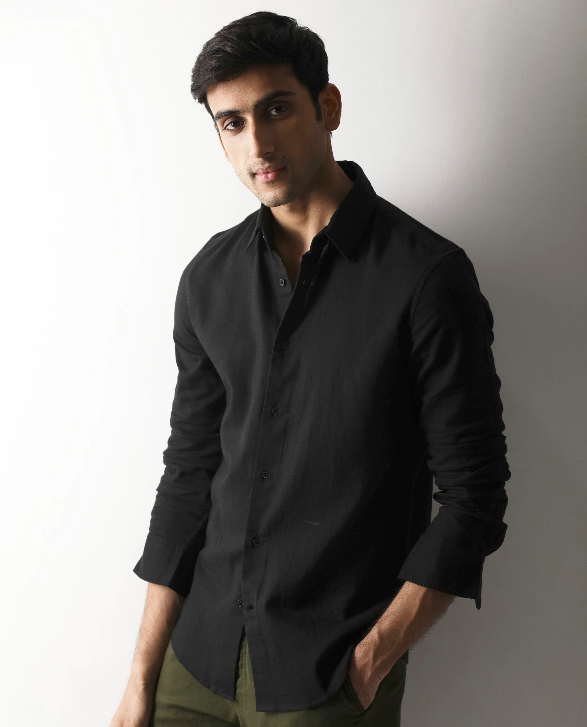 Rare Rabbit Men's Layerr-2 Black Cotton Plain Regular Fit Full Sleeve Collared Shirt