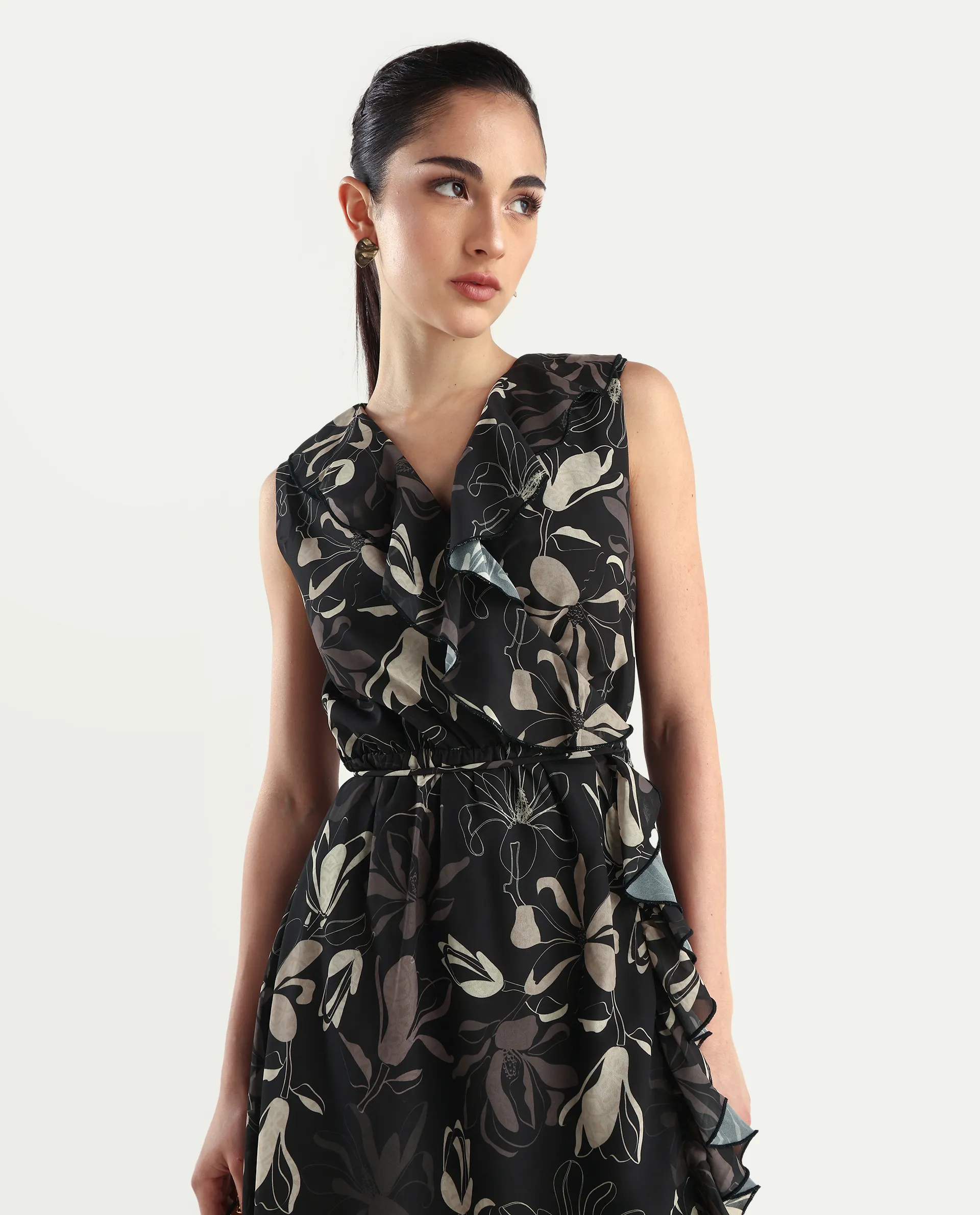 Rareism Women's Licia Black Cotton Blend Overlap Neck Floral Print Sleeveless Maxi A-Line Dress - Image 3