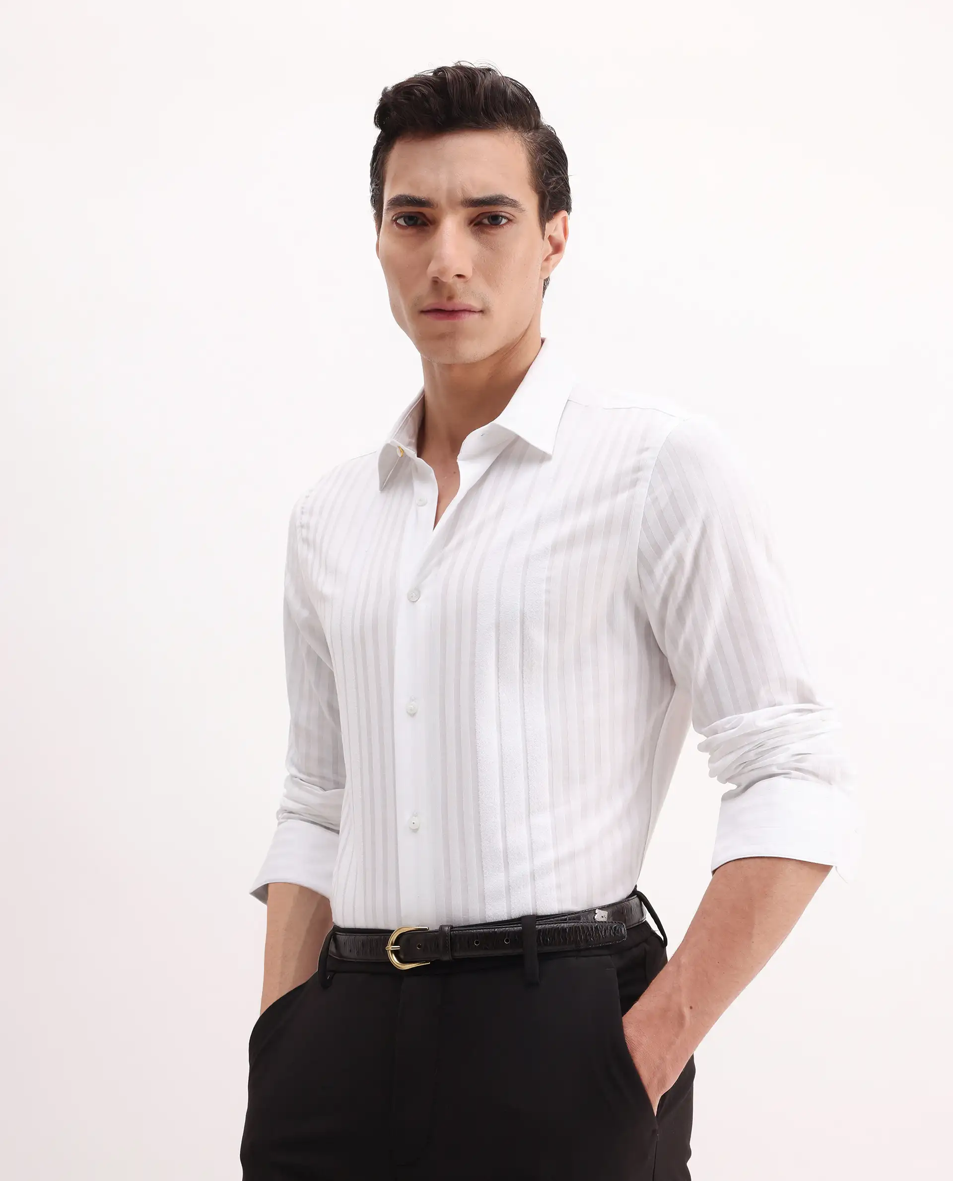 Rare Rabbit Men's Marlo-25 White Cotton Striped Print Regular Fit Full Sleeve Collared Shirt