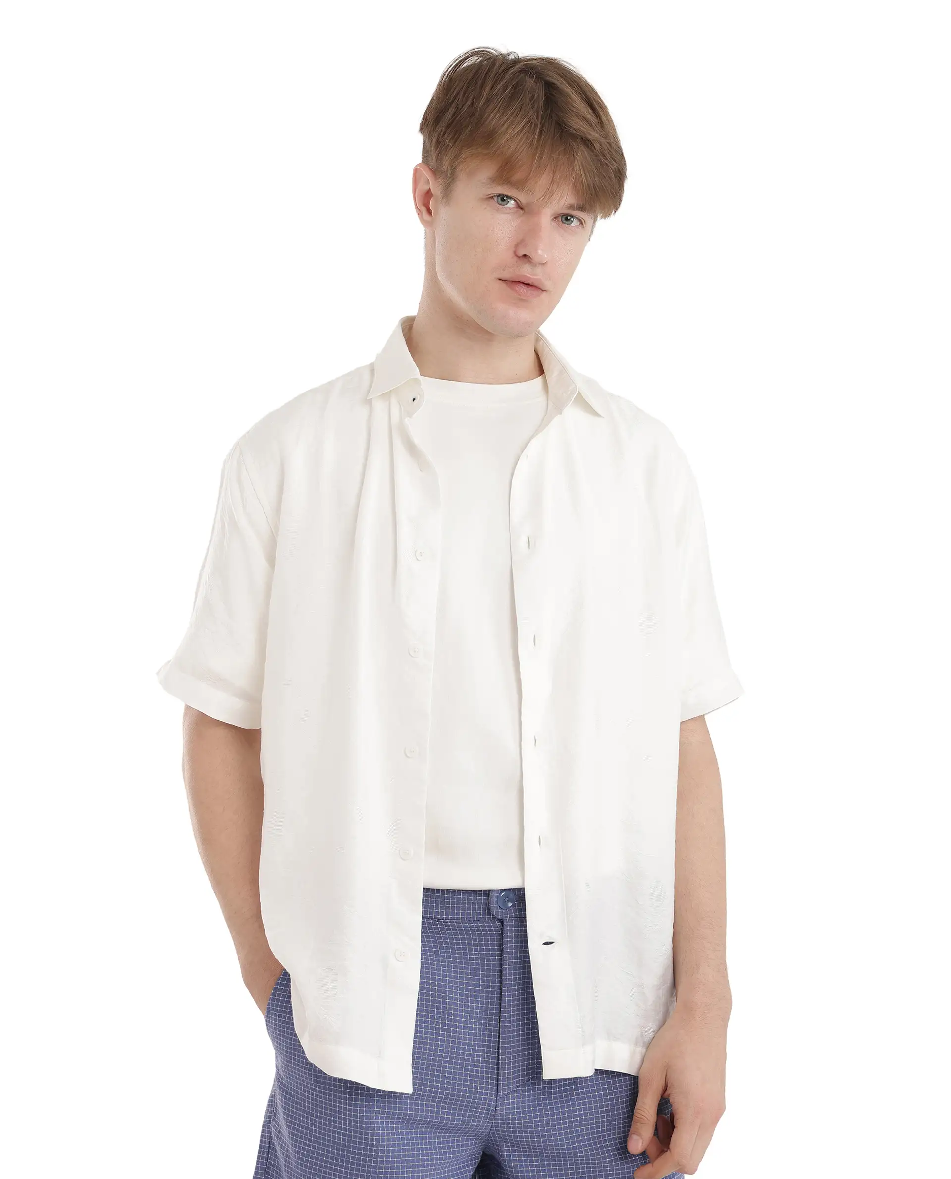 Rare Rabbit Men's Masie White Viscose Plain Regular Fit Half Sleeve Collared Shirt - Image 3