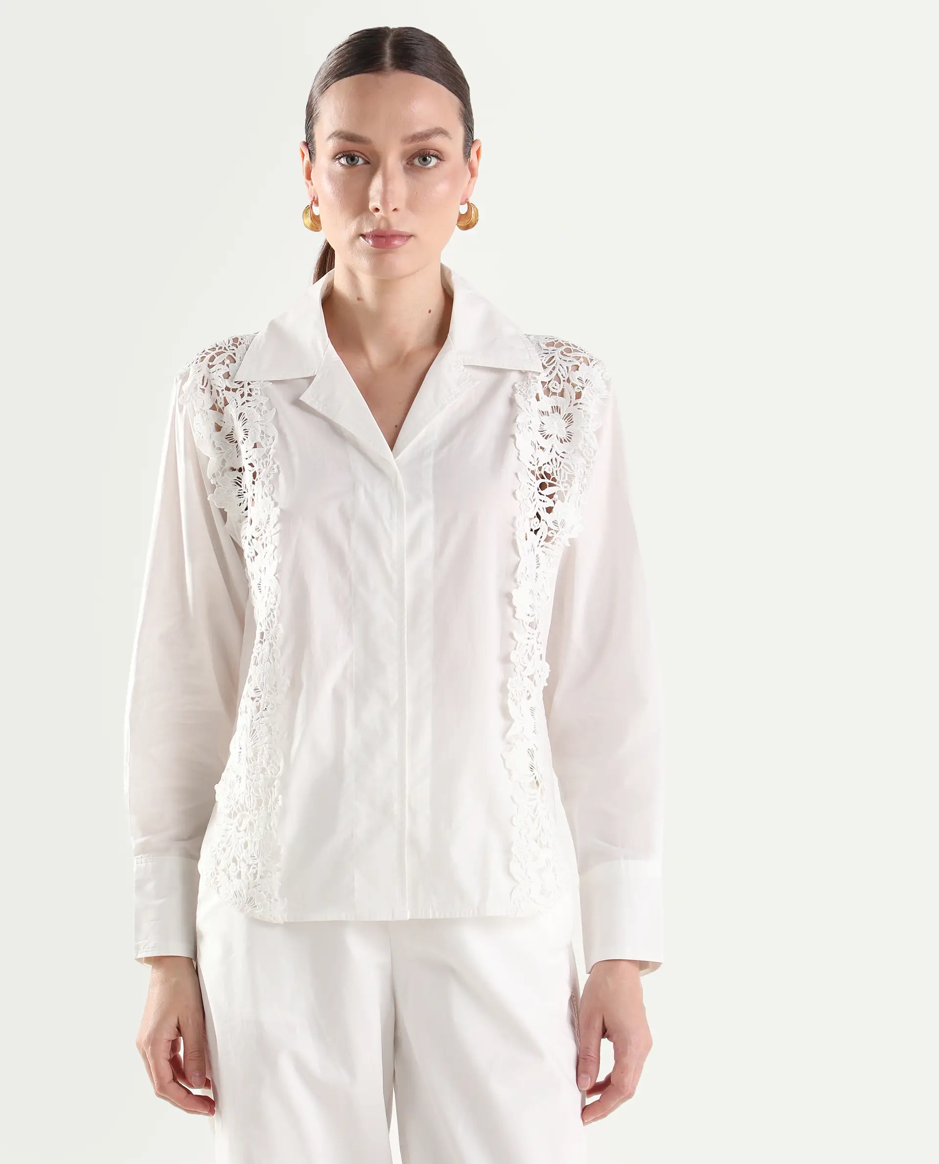 Rareism Women's Mysa-T Off White Cotton Blend Full Sleeve Lapel Neck Relaxed Plain Shirt - Image 3