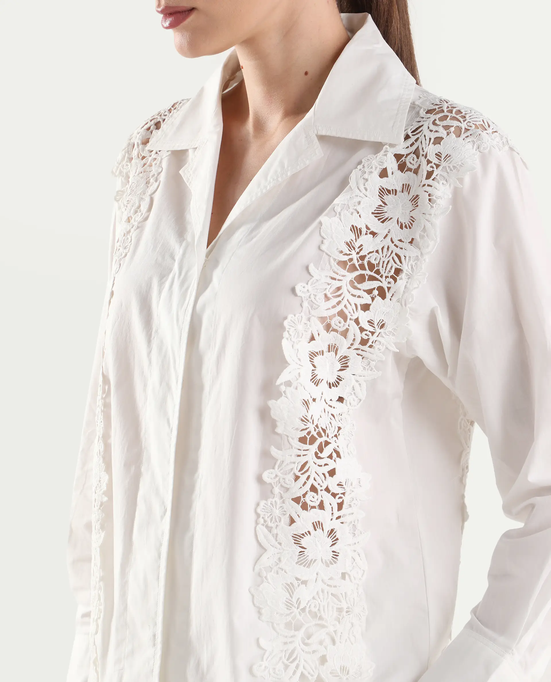 Rareism Women's Mysa-T Off White Cotton Blend Full Sleeve Lapel Neck Relaxed Plain Shirt - Image 4