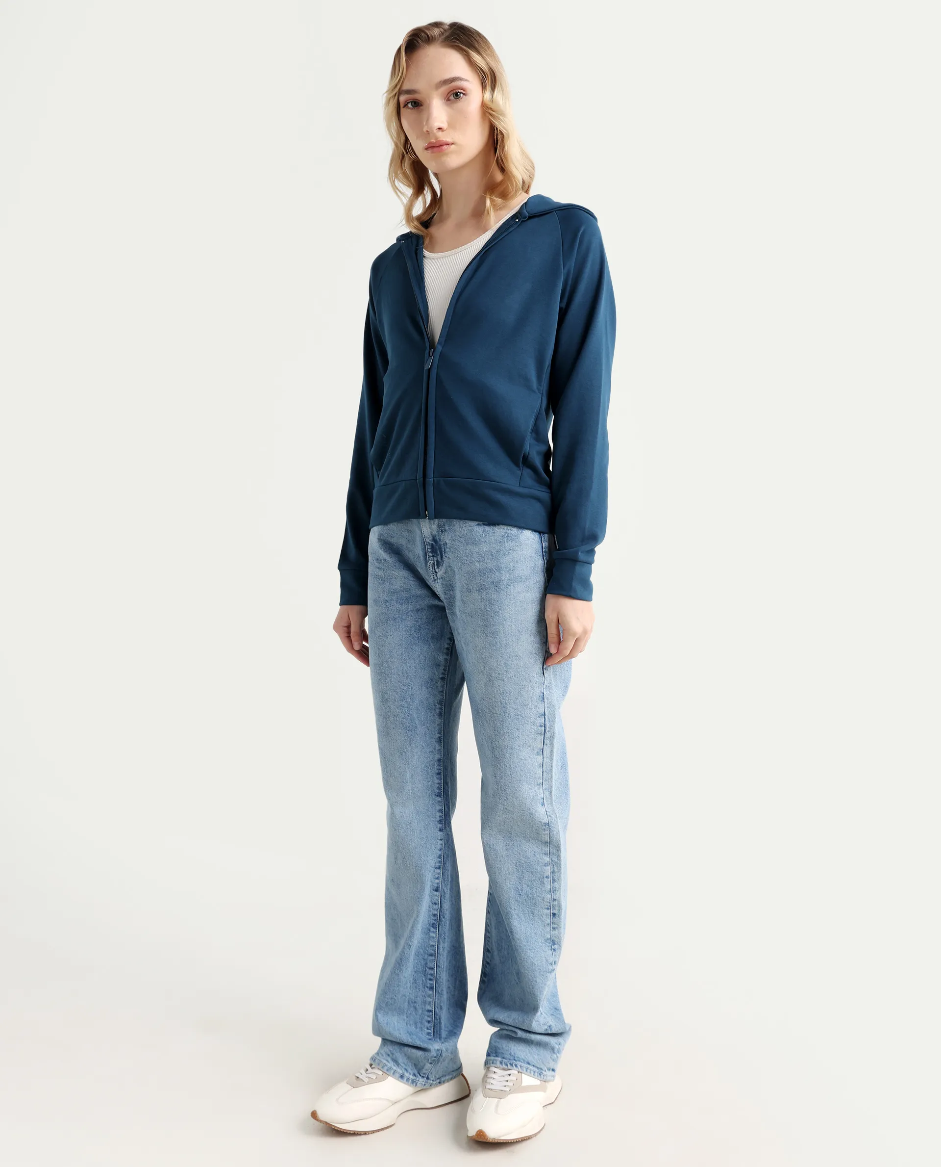 Rareism Women's Osseo Pastel Blue Cotton Blend Plain Ankle Length Smart Straight Fit Jeans - Image 6