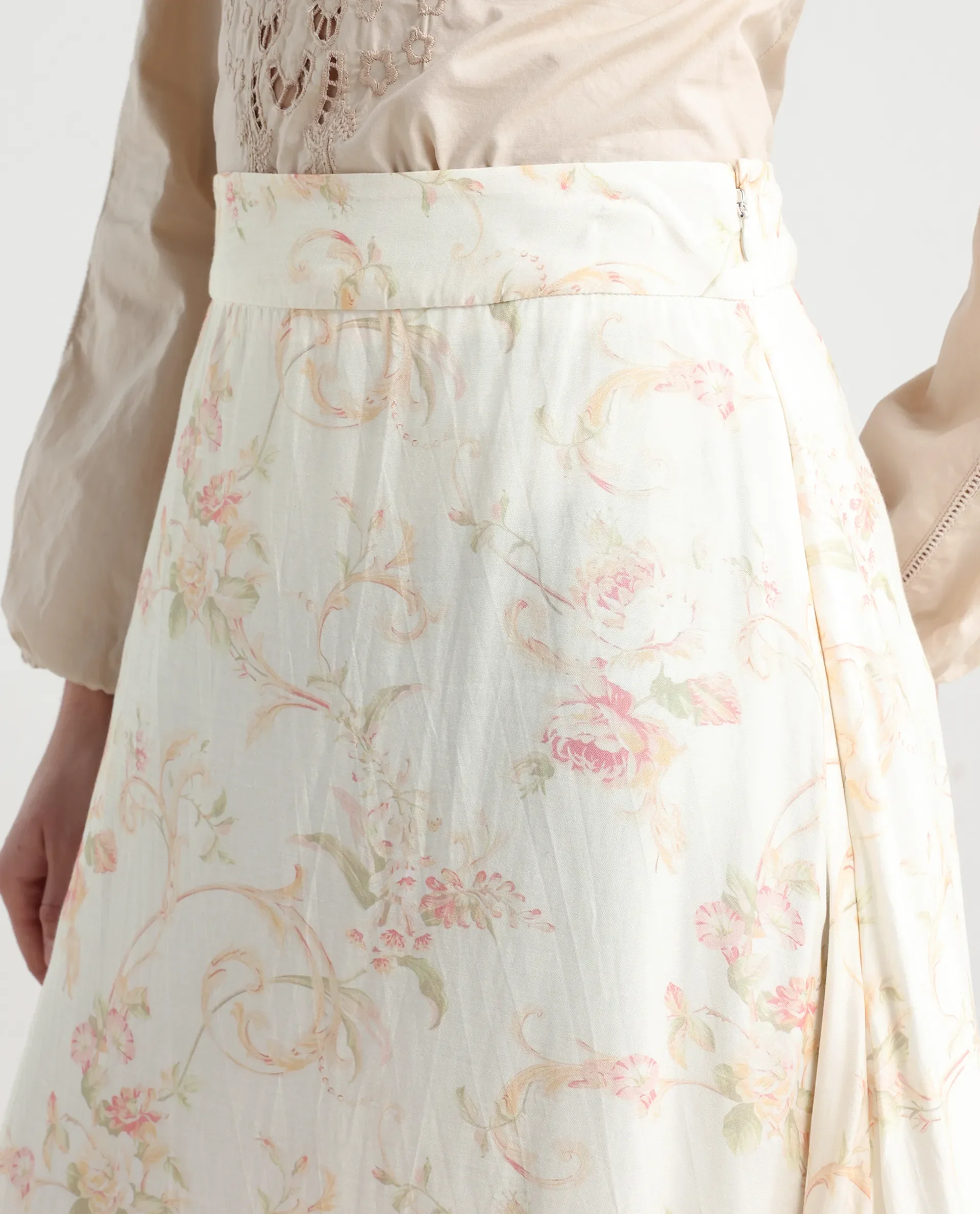 Rareism Women's Prelio Off White Viscose Blend Floral Print Maxi A-Line Skirt - Image 4