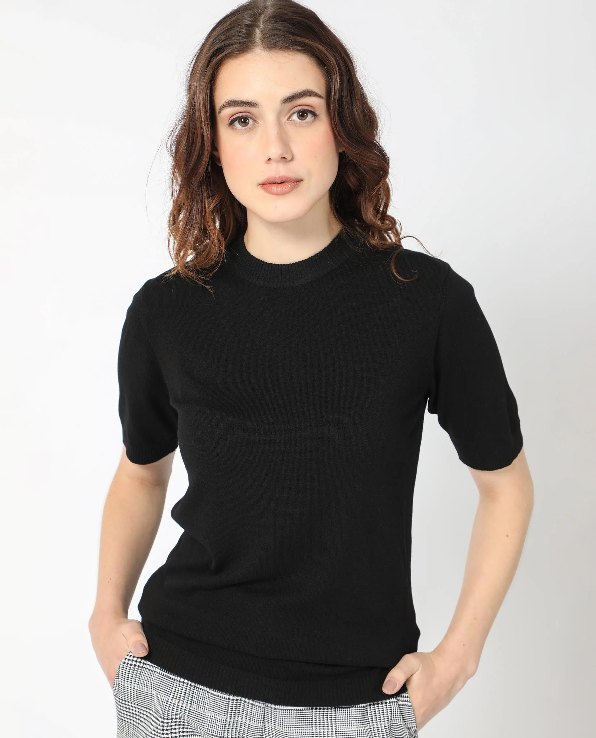 Rareism Women's Rohrdo Black Viscose Crew Neck Plain Regular Fit Sweater