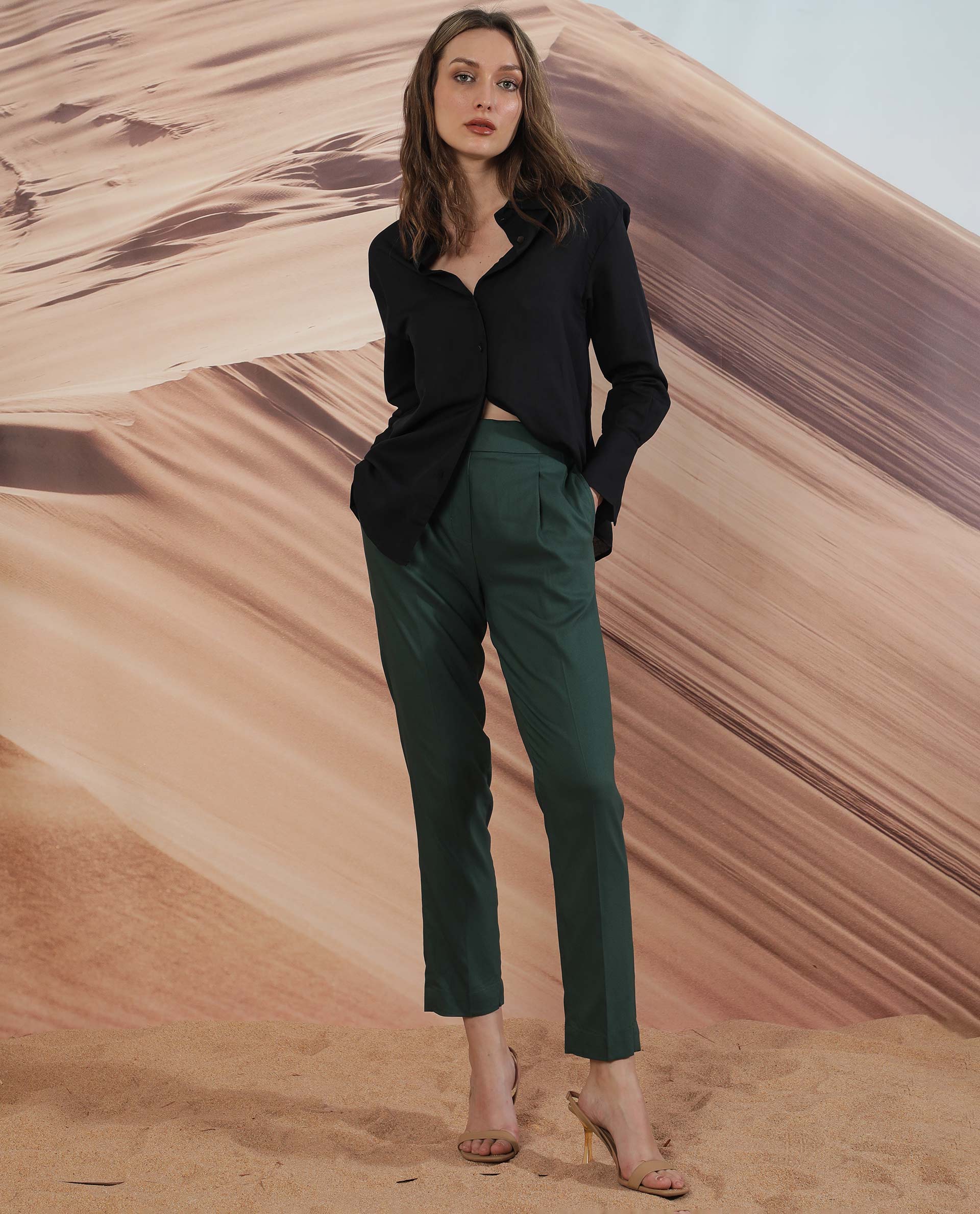 Rareism Women's Rosalia Green Polyester Blend Plain Ankle Length Relaxed Fit Trouser