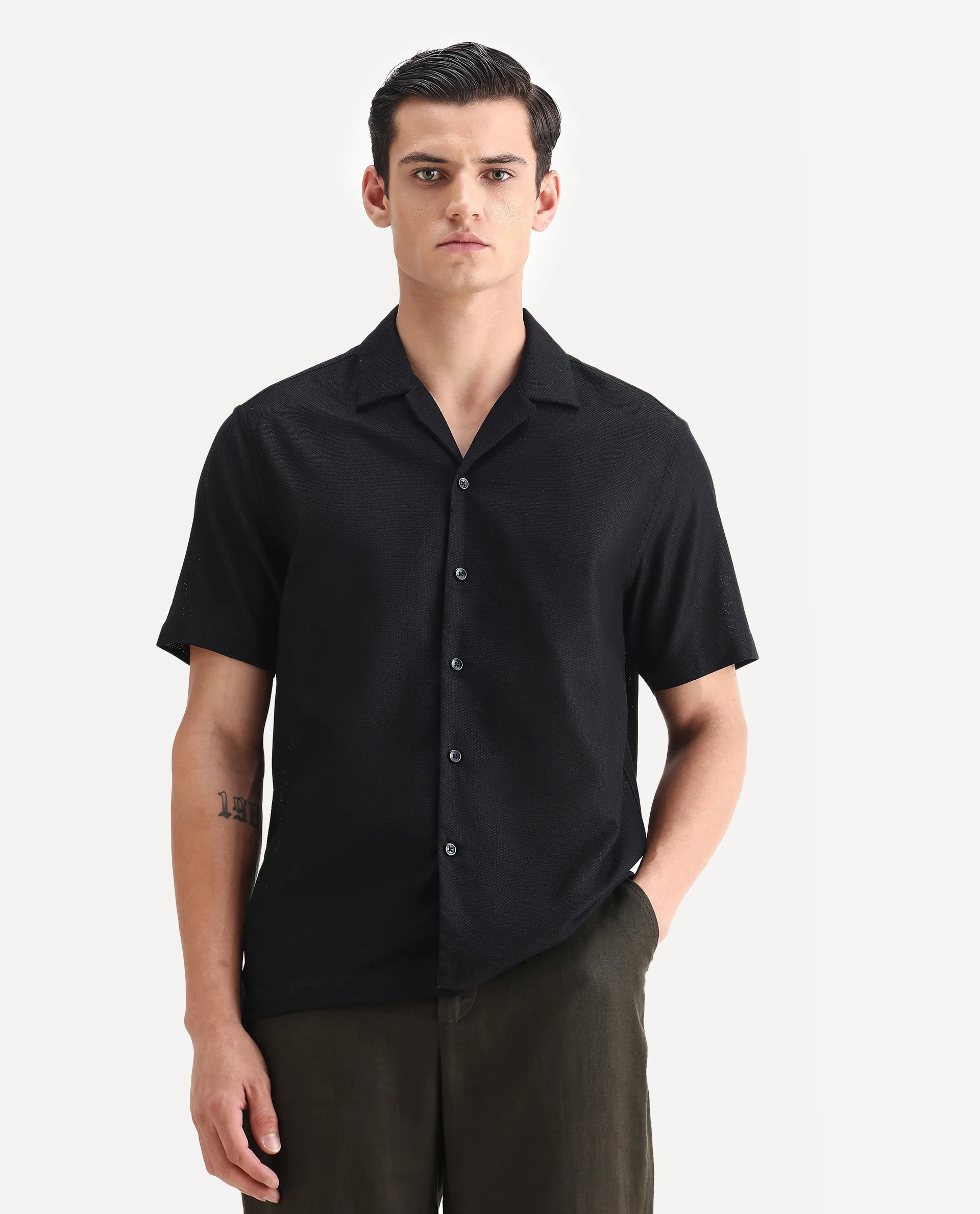 Rare Rabbit Men's Sirayo Black Cotton Blend Plain Boxy Fit Half Sleeve Cuban Collar Shirt