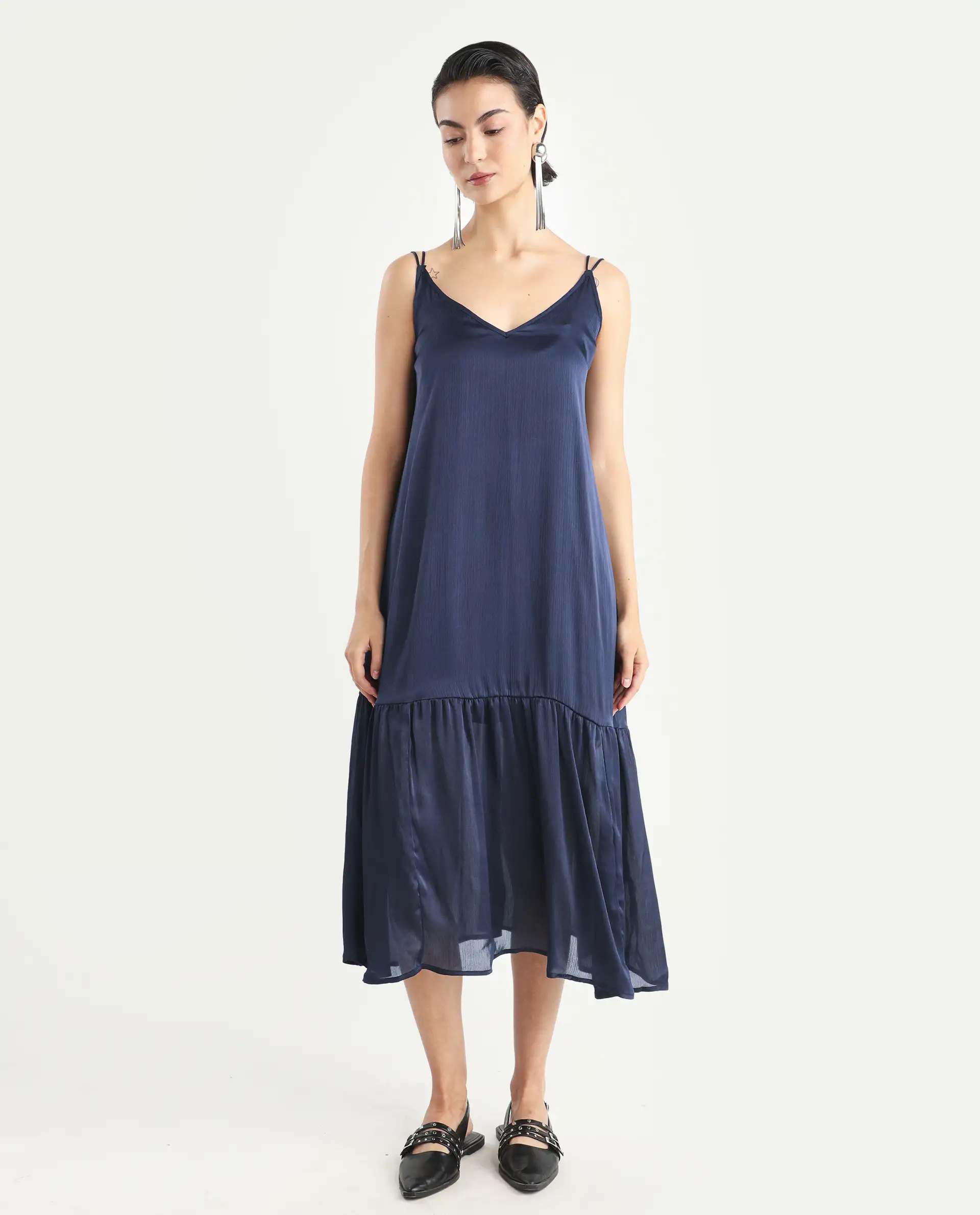 Rareism Women's Tint Navy Polyester V-Neck Plain Shoulder Strap Knee Length Regular Fit Dress - Image 4