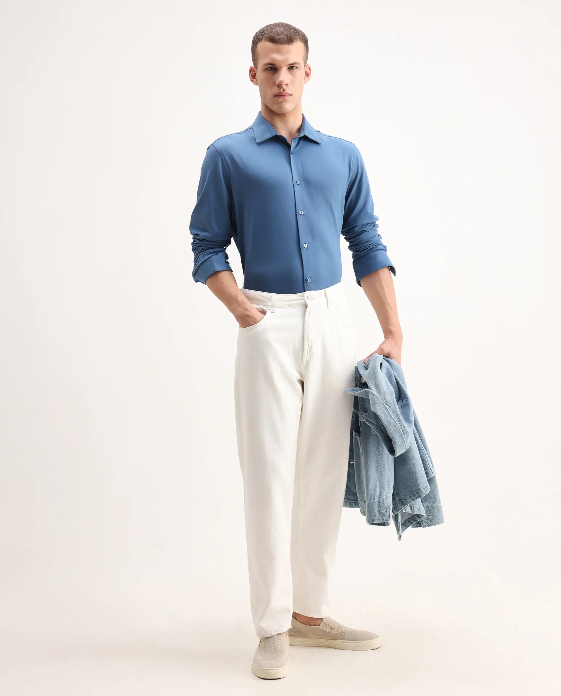 Rare Rabbit Men's Tour-25 Blue Cotton Blend Plain Regular Fit Full Sleeve Spread Collar Shirt - Image 2