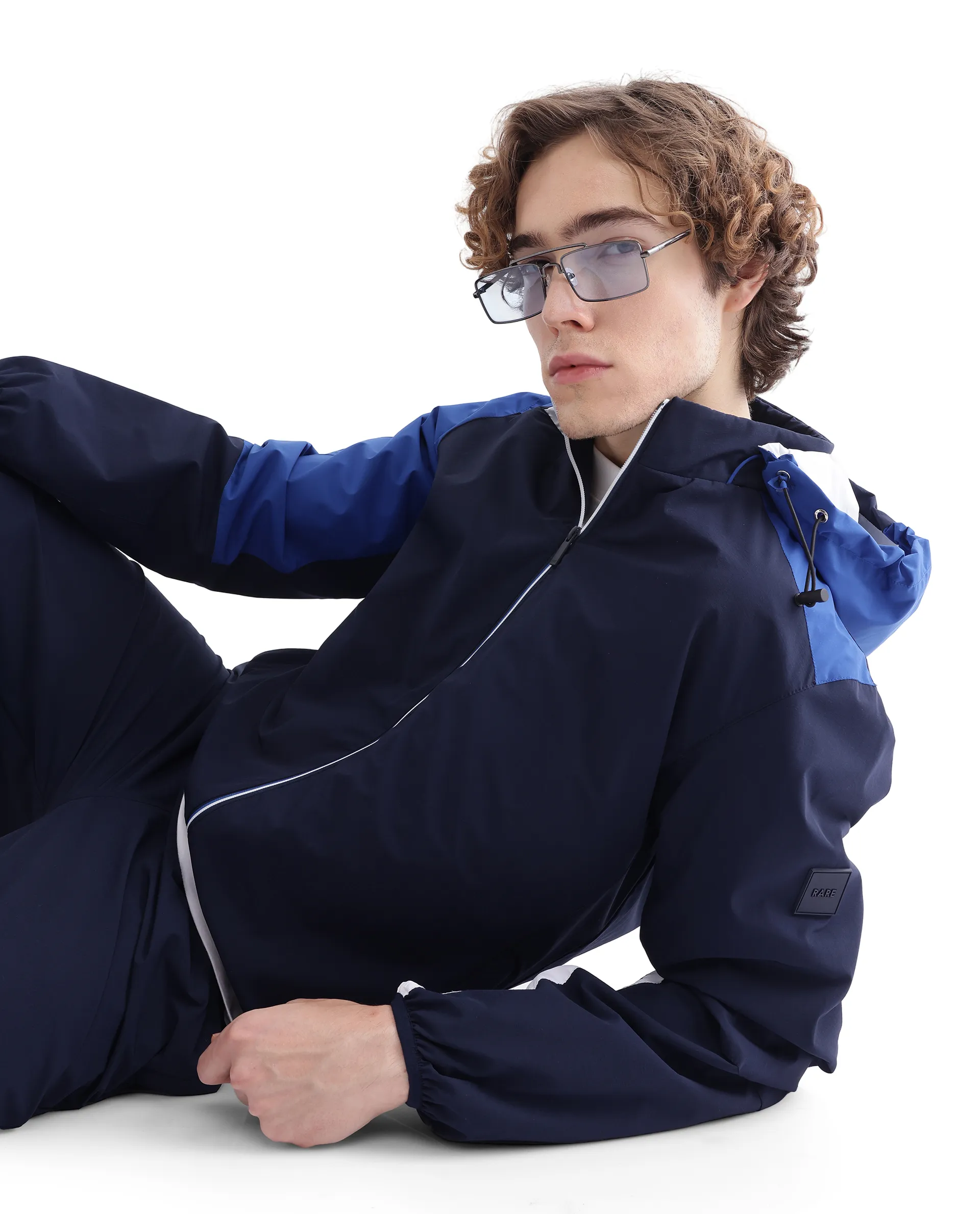 Rare Rabbit Men's Wando Dark Blue Polyester Blend Ombre Regular Fit Full Sleeve Hooded Jacket