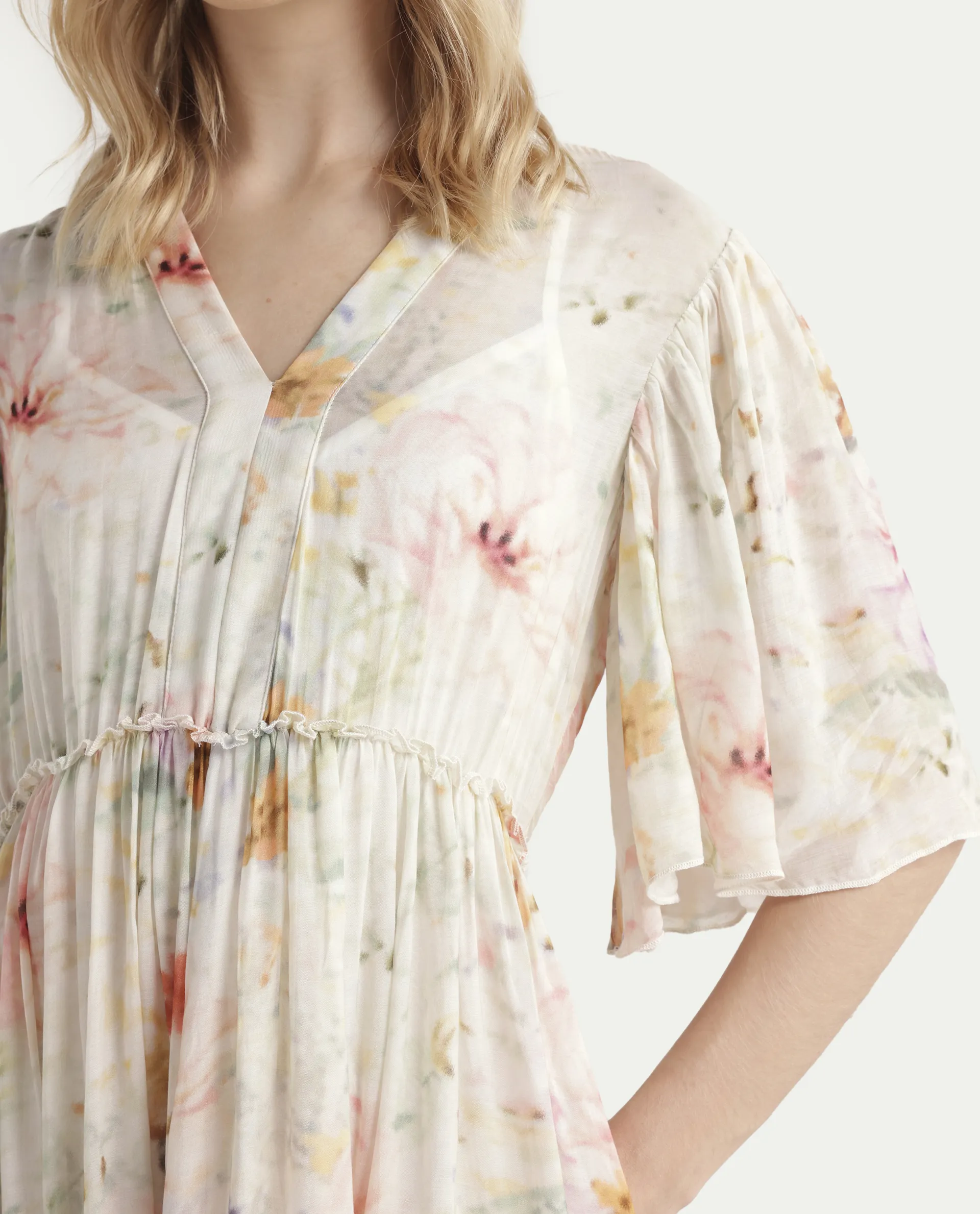 Rareism Women's Zenya Off White Polyester Blend V-Neck Floral Print Flared Sleeve Maxi Flared Dress - Image 4