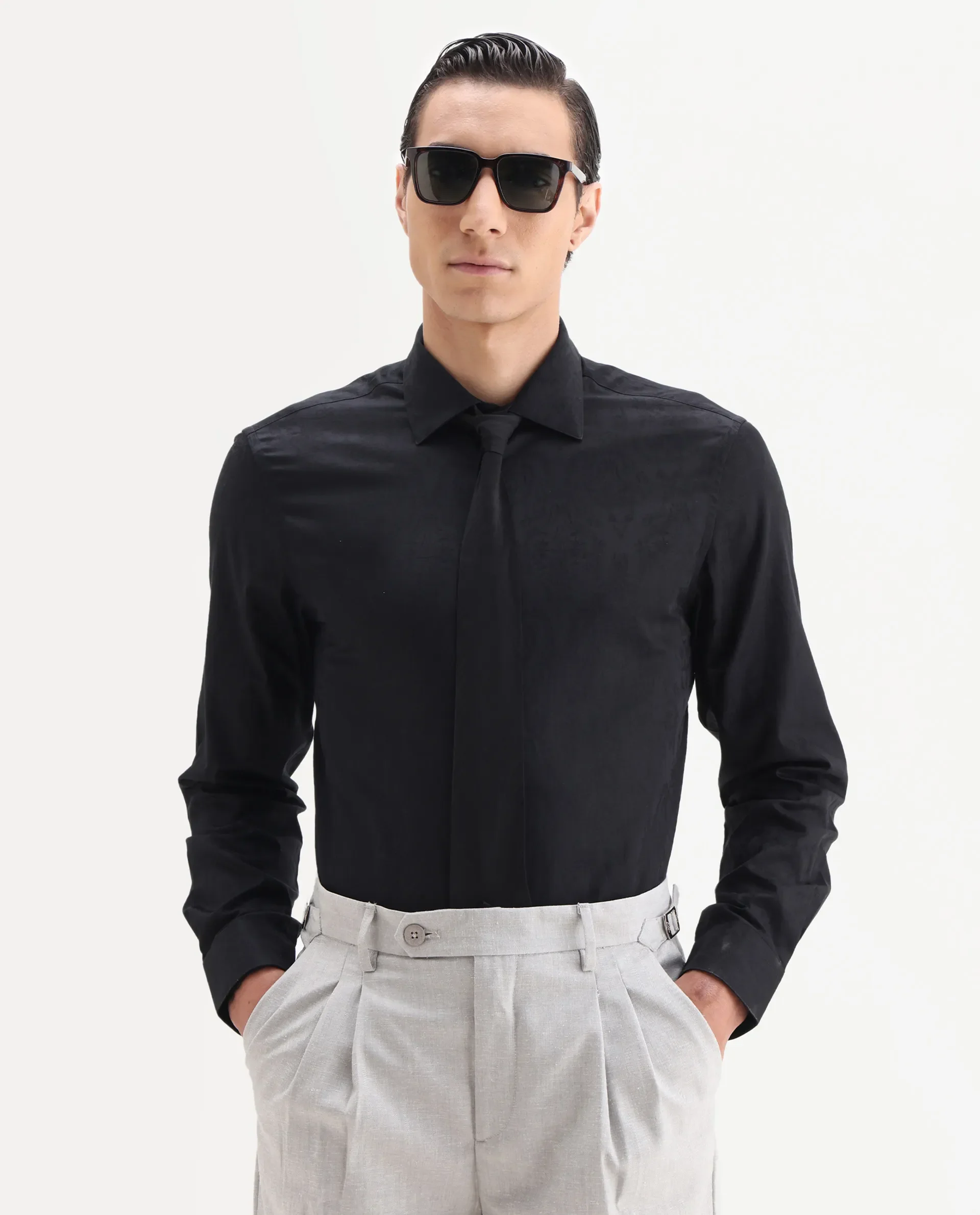 Rare Rabbit Men's Zinq Black Cotton Fabric Spread Collar Regular Fit Jacquard Shirt